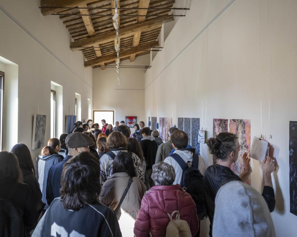 Inaugurata la mostra “Come un caleidoscopio”